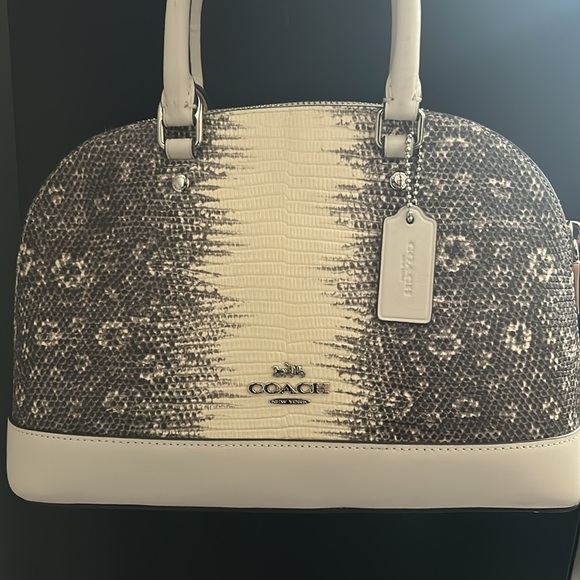 Coach Mini Sierra satchel - Picture 4 of 9